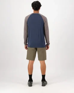 Icon Merino Raglan Long Sleeve - Midnight / Iron
