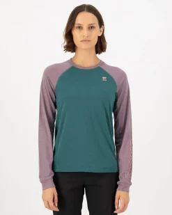 Tarn Merino Long Sleeve - Abyss / Mauve
