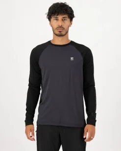 Tarn Merino Long Sleeve - 9 Iron / Black