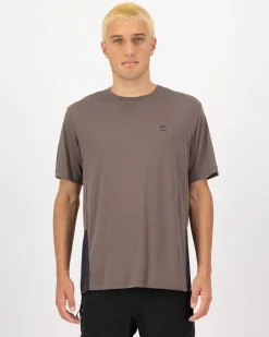 Tarn Merino T-Shirt - Iron / 9 Iron
